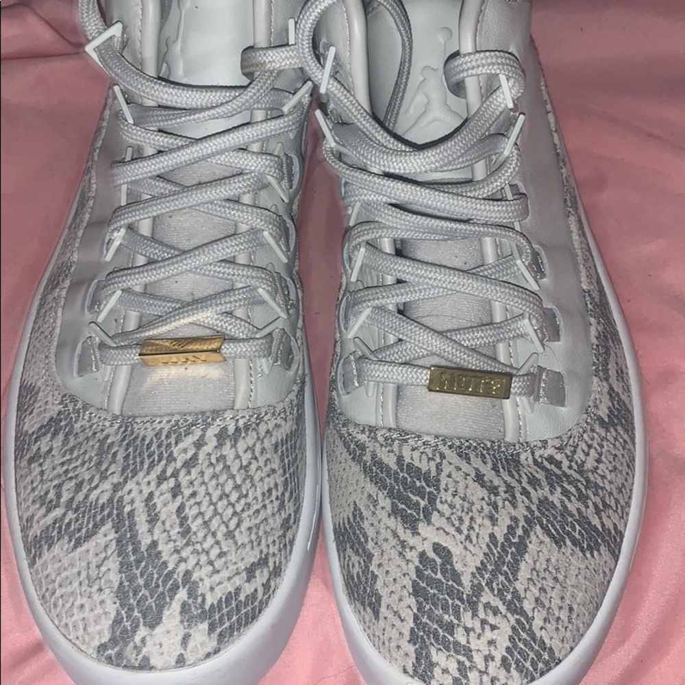 Jordan Snake Print Shoes 🐍